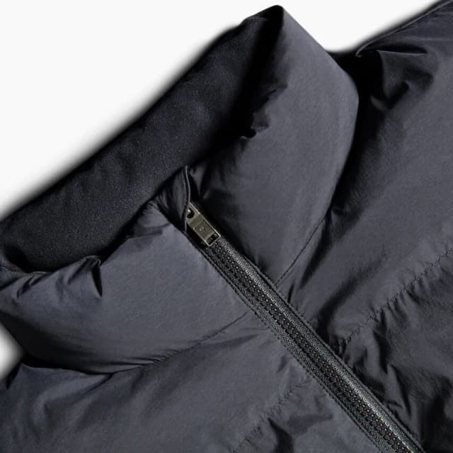 Women's Cropped Puffer Jacket black